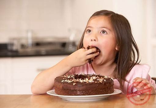 Mặc dù ban đầu việc này sẽ khá khó khăn nhưng dần dần sẽ tạo dựng được tính tự lập cho bé.