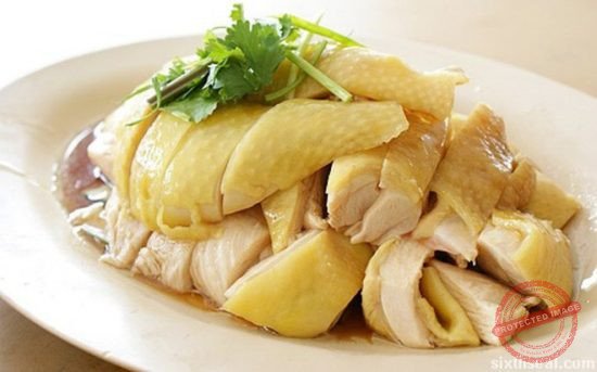 Thịt gà giàu protein rất cần thiết cho nhu cầu phát triển chiều cao của trẻ-