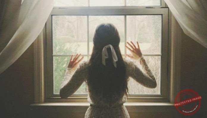 Đừng tiết kiệm những lời âu yếm, cũng đừng ki bo những cử chỉ yêu thương với bạn đời của mình