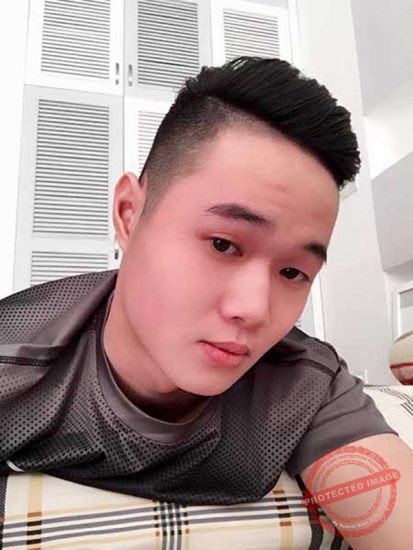 rong thời gian không lâu, Kiều Đại Dũ từ 1 sinh viên chạy GrabBike kiếm sống trở thành 1 tú ông chăn dắt mại dâm cao cấp